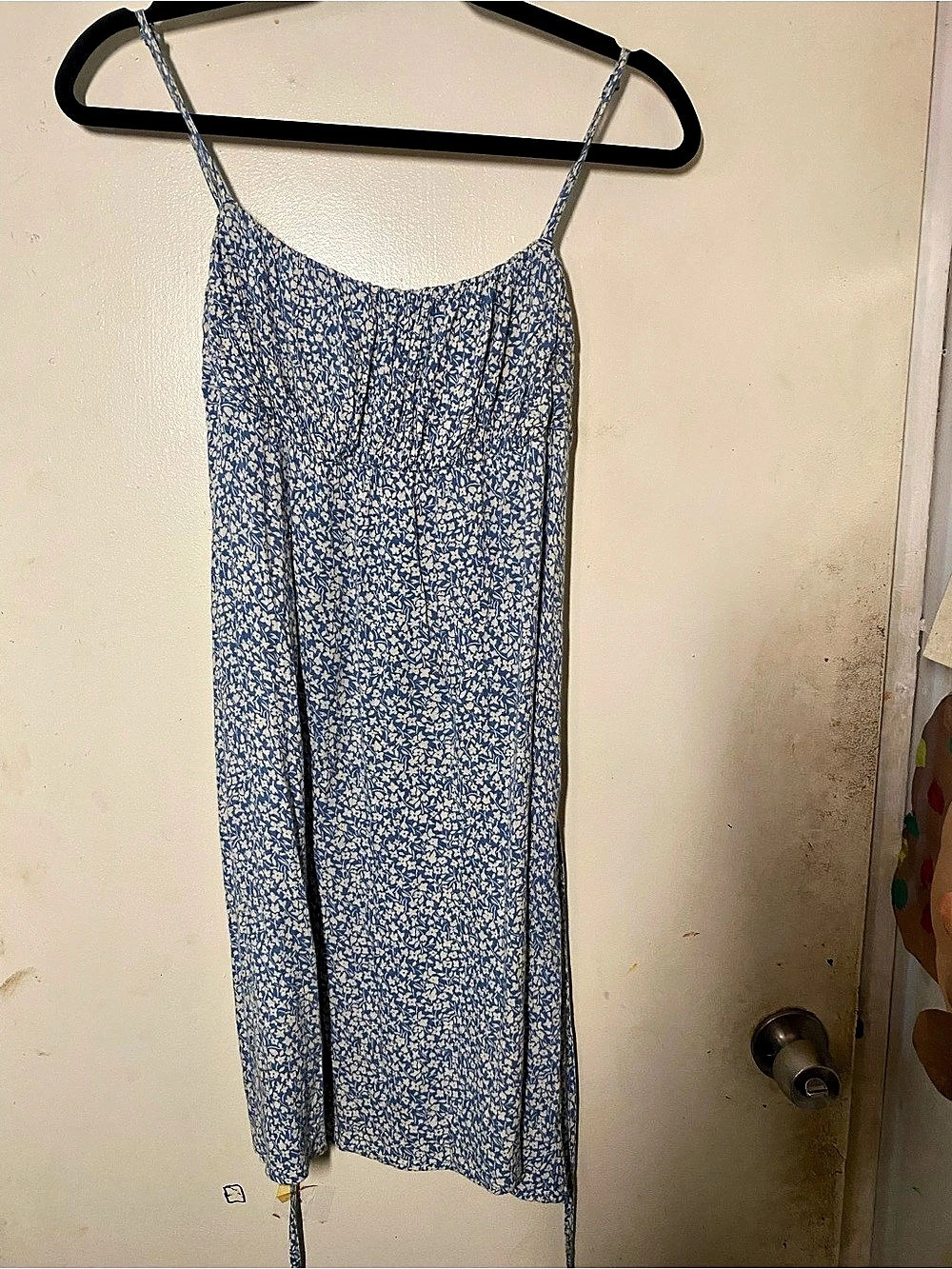 Billabong Floral Midi Dress in Blue & White Size Medium